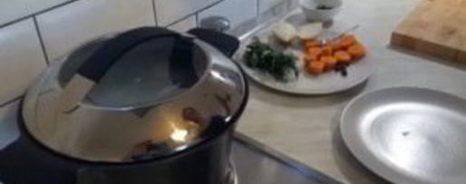 Шаг 1: бульона из говядины