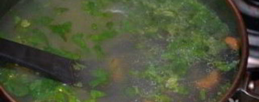 Шаг 4: бульона с яйцом