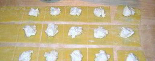 Шаг 5: каппеллетти в бульоне и фаршированные голуби