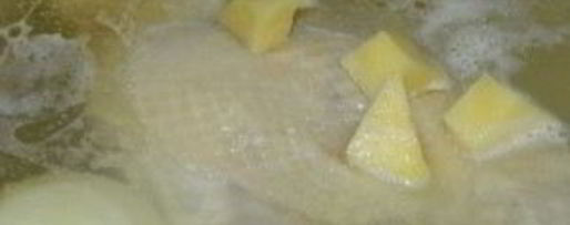 Шаг 2: картофельного супа на мясном бульоне