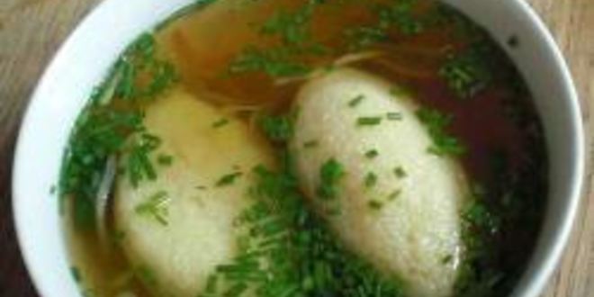 Рецепт крепкого говяжьего бульона с клецками