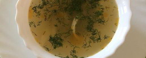 Шаг 9: куриного бульона с домашней лапшой