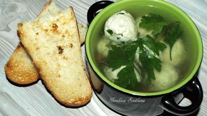 Рецепт Куриного бульона с фрикадельками из индейки