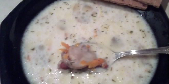 Рецепт куриного бульона с грибами и плавленным сырком