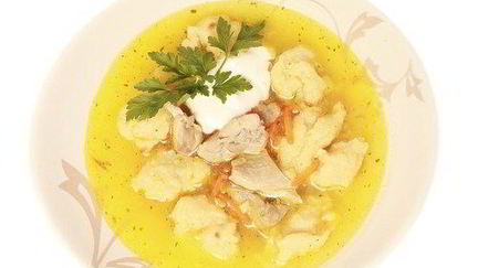 Рецепт Куриного бульона с манными клецками
