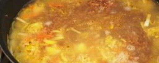 Шаг 3: простого супа на мясном бульоне