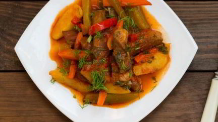 Рецепт Рагу из индейки с овощами на постном курином бульоне