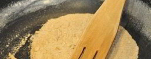 Шаг 1: соуса из куриного бульона