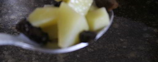 Шаг 3: супа с сушеными грибами и лапшой на курином бульоне