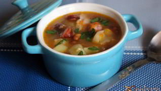 Рецепт Фасолевого супа с охотничьими колбасками
