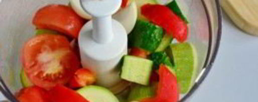 Шаг 2: гаспачо с кабачками остренький