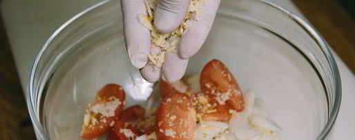 Шаг 4: гаспачо с сорбетом из томатов