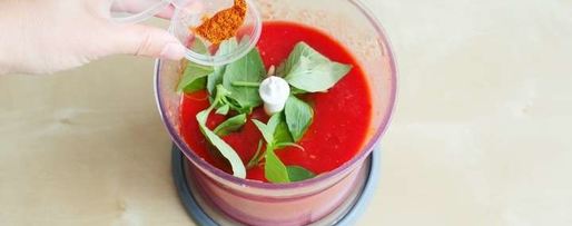 Шаг 8: холодного клубничного гаспачо