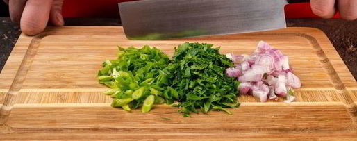 Шаг 1: свекольного гаспачо с козьим сыром