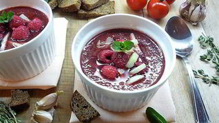Рецепт Вишнева-малинового гаспачо