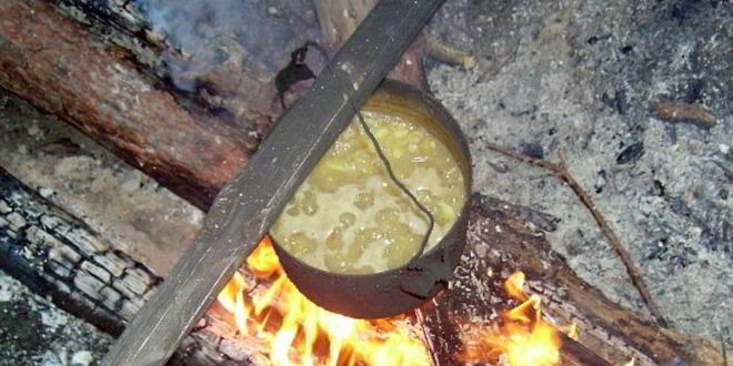 Рецепт горохового супа на костре