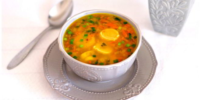 Рецепт горохового супа с чесночными рулетиками