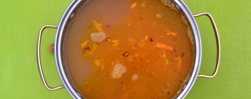 Шаг 8: горохового супа с чесночными рулетиками