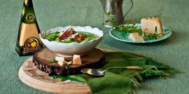 Рецепт горохового супа с гренками