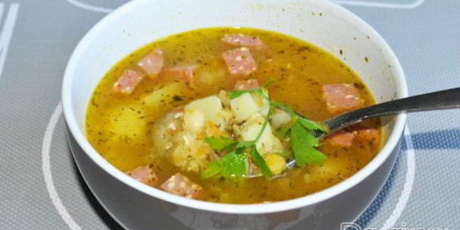 Рецепт горохового супа с колбасой