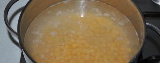 Шаг 1: горохового супа с колбасой