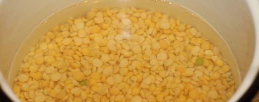 Шаг 1: горохового супа с копченой курицей