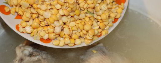 Шаг 3: горохового супа с копченой курицей