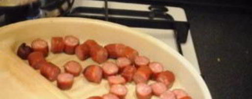 Шаг 2: горохового супа с охотничьими колбасками и зеленью