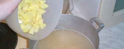 Шаг 22: супа горохового с копченостями