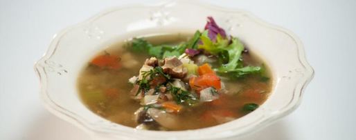 Шаг 3: супа из камбалы с рисом и горохом