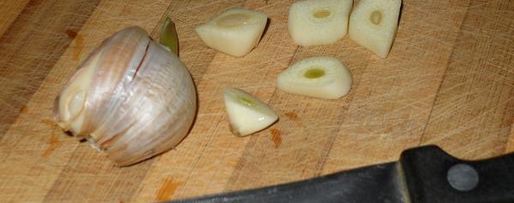 Шаг 2: холодного огуречного супа с фасолью и ветчиной