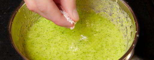 Шаг 19: крема-супа из брокколи с лососем