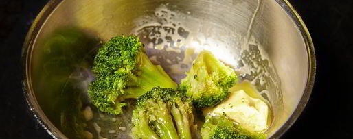 Шаг 8: крема-супа из брокколи с лососем