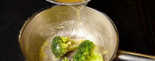 Шаг 9: крема-супа из брокколи с лососем