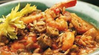 Рецепт Креольского супа гамбо с курицей и креветками