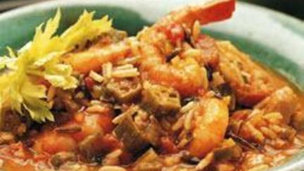Рецепт Креольского супа гамбо с курицей и креветками
