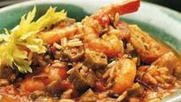 Рецепт Креольского супа гамбо с курицей и креветками