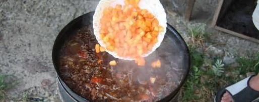 Шаг 42: лагмана на костре