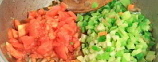 Шаг 2: лагмана с сельдереем