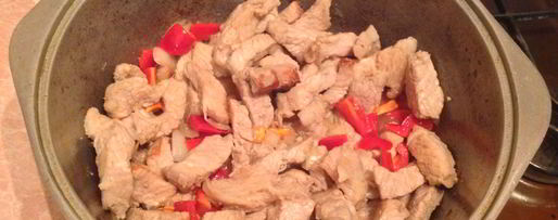 Шаг 3: лагмана с солеными огурчиками