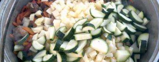 Шаг 9: лагмана в казане на костре