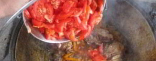 Шаг 6: лагмана в казане