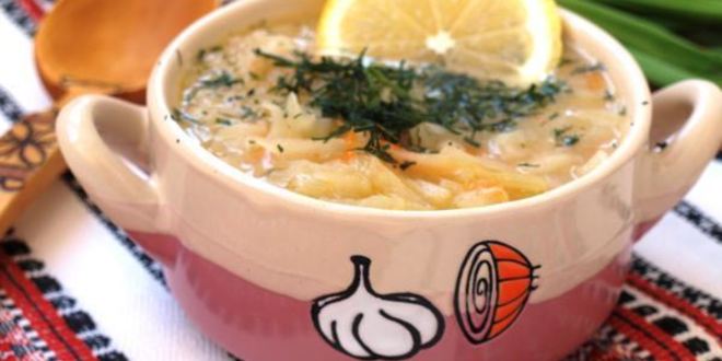 Рецепт лукового супа с капустой