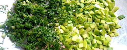 Шаг 2: деревенской окрошки на березовом соке