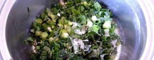 Шаг 2: летней окрошки с репой и пирожками с мясом