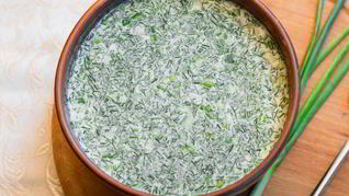 Рецепт Окрошки с минеральной негазированной водой, кефиром и курицей