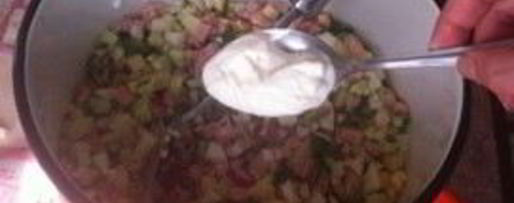 Шаг 4: сельдереевой окрошки на кефире