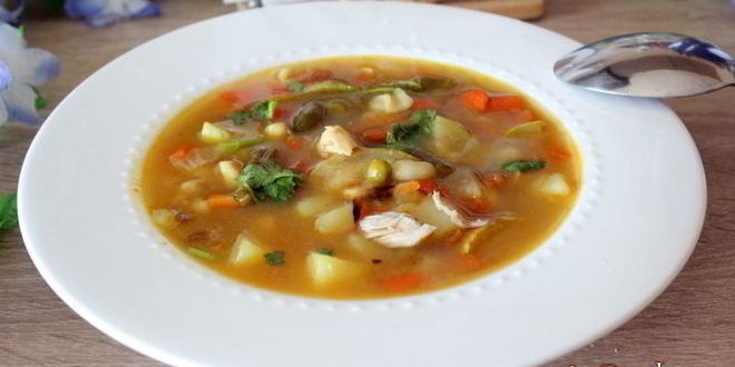 Рецепт куриного супа с овощами и мелкой пастой