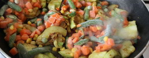 Шаг 3: куриного супа с овощами и мелкой пастой