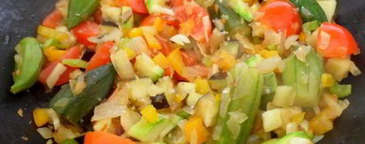 Шаг 2: минестроне с рыбой и спагетти